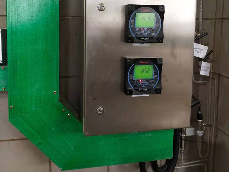 �������|���